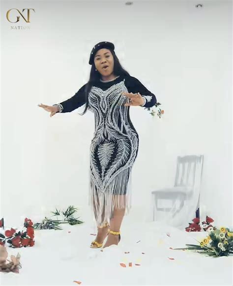 mercy chinwo hollow mp3 download